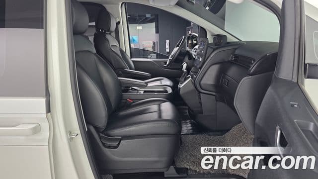 Hyundai Staria 2021 — Şəkil 11/20