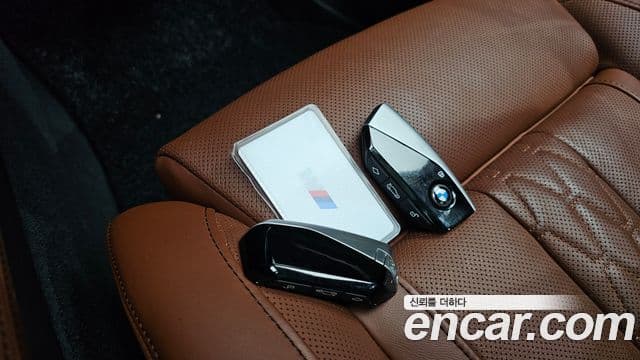BMW X7 2023 — Photo 6/35
