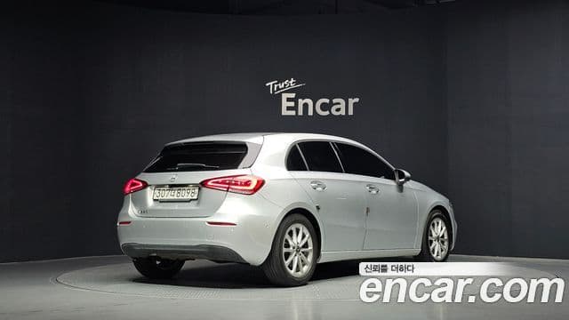 Mercedes-Benz A-Class 2019 — Photo 25/31