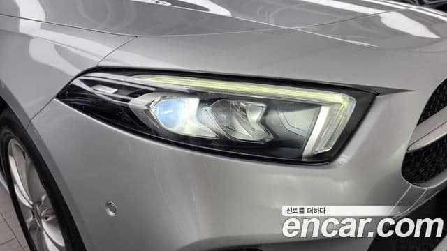 Mercedes-Benz A-Class 2019 — Photo 26/31