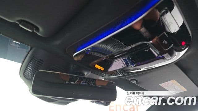 Mercedes-Benz GLC-Class 2025 — Photo 29/31