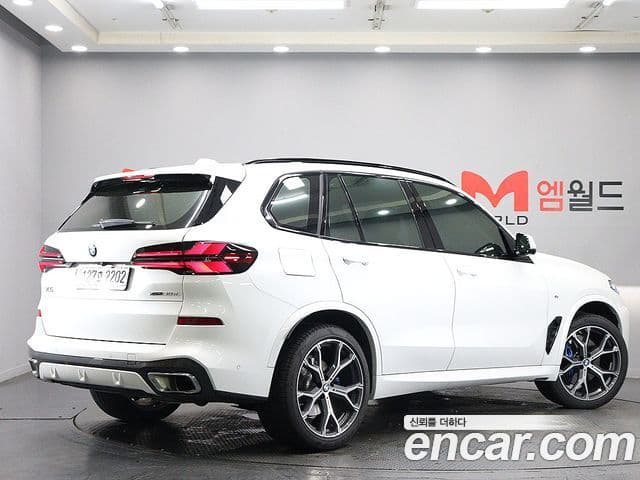 BMW X5 2025 — Фото 2/20