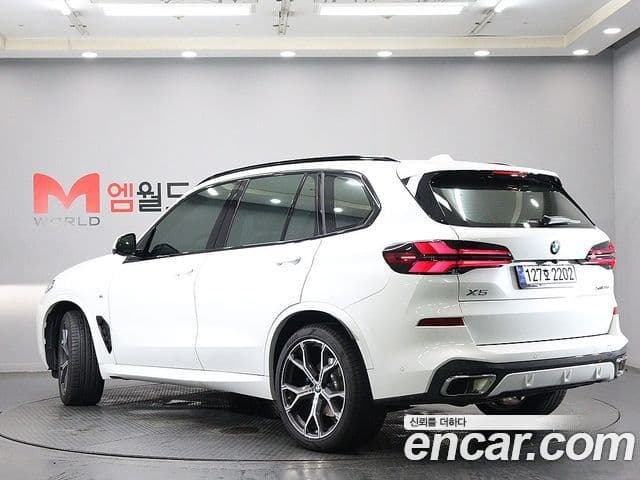 BMW X5 2025 — Фото 3/20