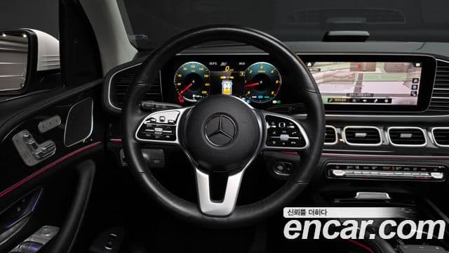 Mercedes-Benz GLE-Class 2022 — Şəkil 13/20