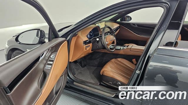 Genesis Electrified G80 2020 — ფოტო 10/20