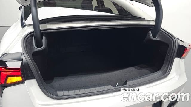Kia K5 2025 — Şəkil 19/20