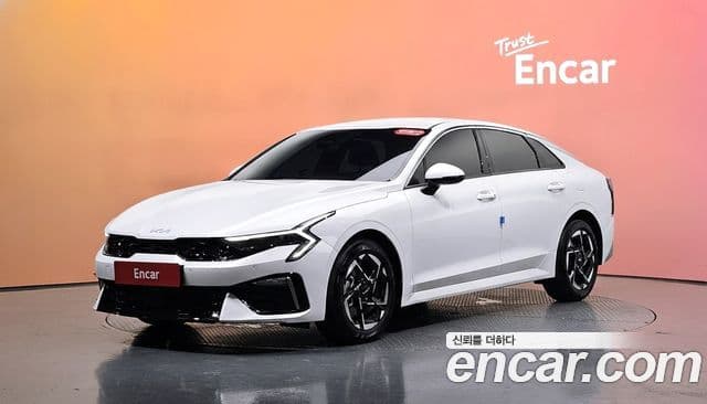 Kia K5 2025 — Şəkil 1/20