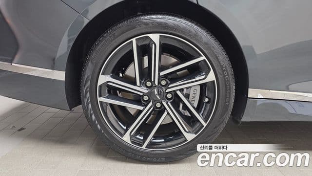 Genesis Electrified G80 2025 — ფოტო 5/20