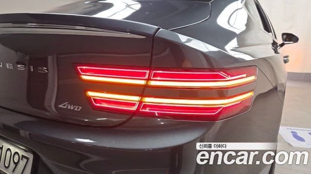 Genesis G80 2025 — Şəkil 6/30