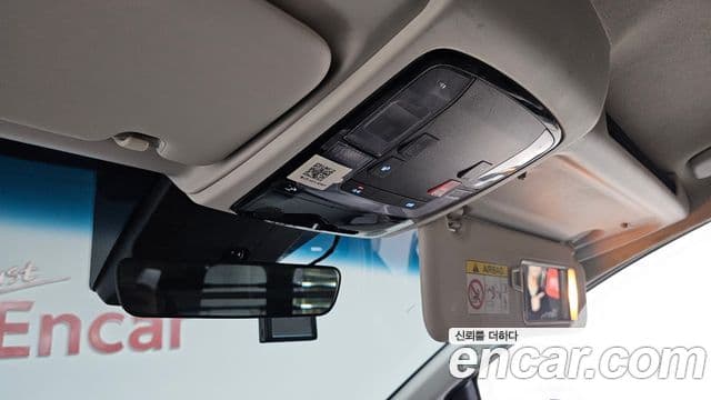 Hyundai Staria 2024 — Фото 18/20