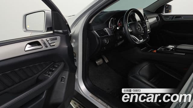 Mercedes-Benz GLE-Class 2018 — ფოტო 10/20