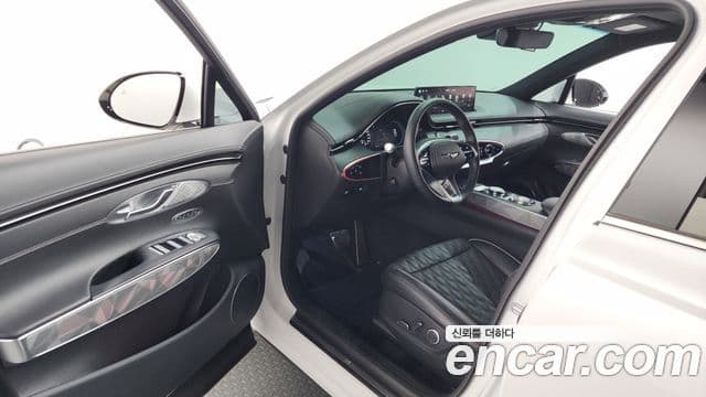 Genesis GV70 2021 — ფოტო 9/20