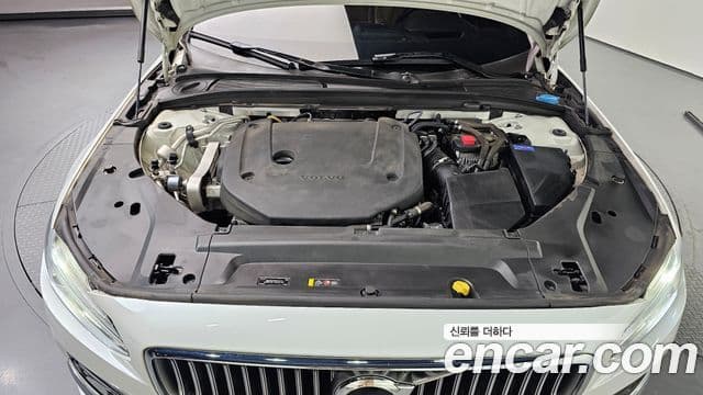Volvo S90 2021 — ფოტო 6/20