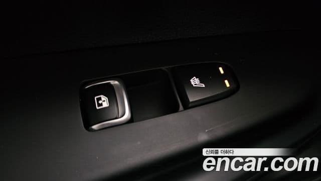 Kia K5 2023 — Şəkil 18/20