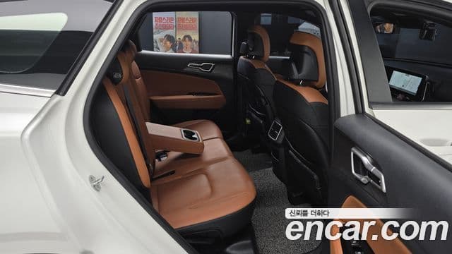 Kia Sportage 2022 — Şəkil 11/20