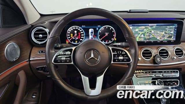 Mercedes-Benz E-Class 2020 — Şəkil 13/20