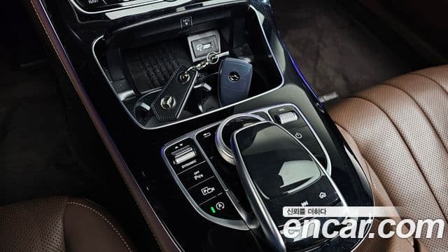 Mercedes-Benz E-Class 2020 — Şəkil 19/20