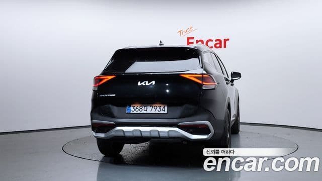 Kia Sportage 2022 — ფოტო 4/20
