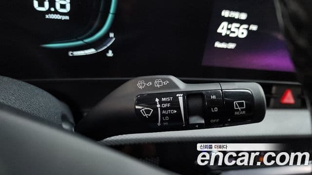 Kia Sportage 2022 — ფოტო 19/20