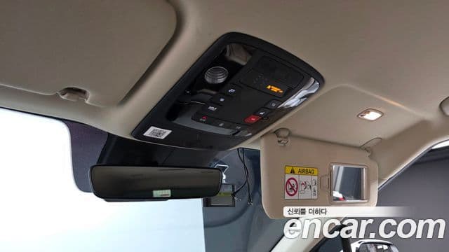 Kia Carnival 2022 — ფოტო 20/20