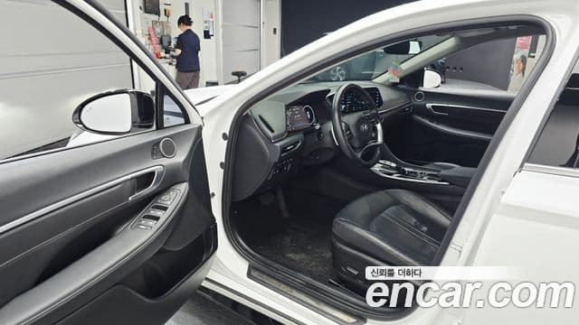 Hyundai Sonata 2021 — Фото 10/20