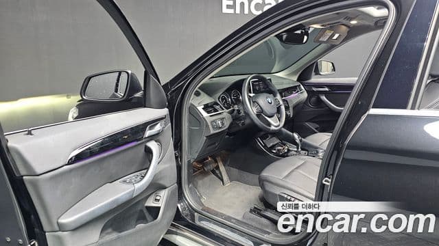 BMW X1 2021 — ფოტო 10/20