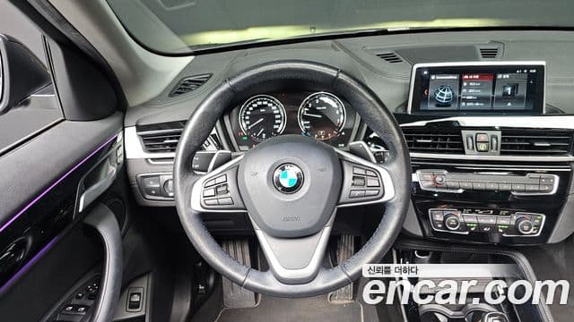 BMW X1 2021 — ფოტო 13/20