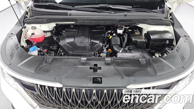 Kia Carnival 2021 — фото 6 из 20