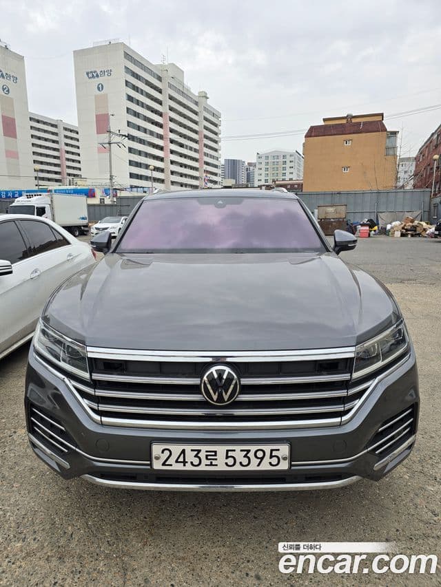 Volkswagen Touareg 2021 — Şəkil 4/6