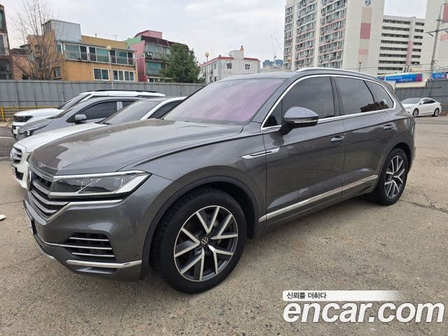 Volkswagen Touareg 2021 — Şəkil 3/6