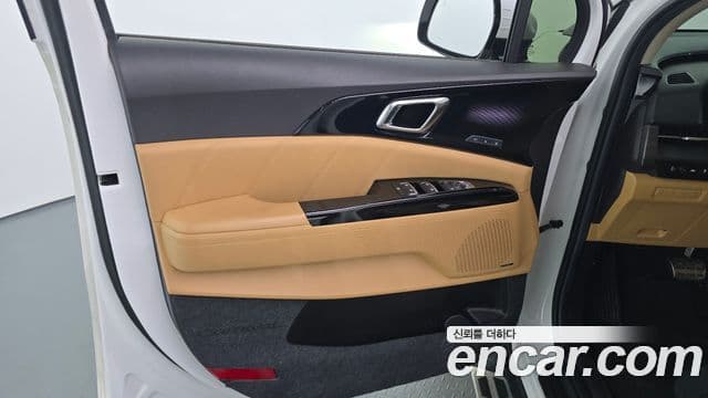 Kia Carnival 2020 — Photo 12/31