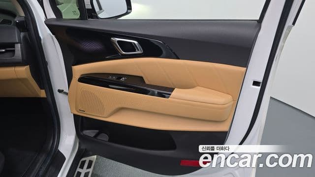 Kia Carnival 2020 — Photo 22/31