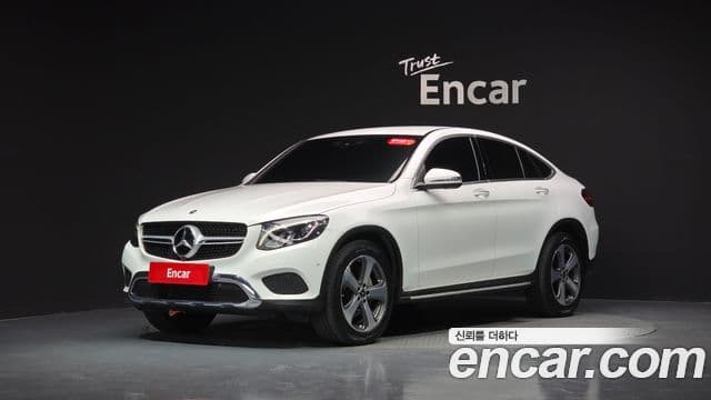 Mercedes-Benz GLC-Class 2019 — Şəkil 11/20