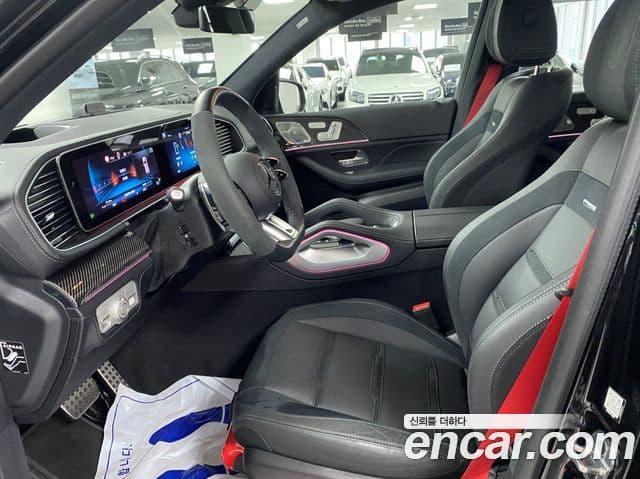 Mercedes-Benz GLE-Class 2025 — Photo 4/17