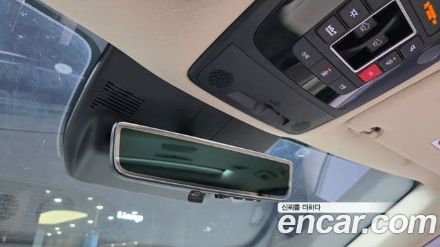 Kia Carnival 2024 — Photo 33/37