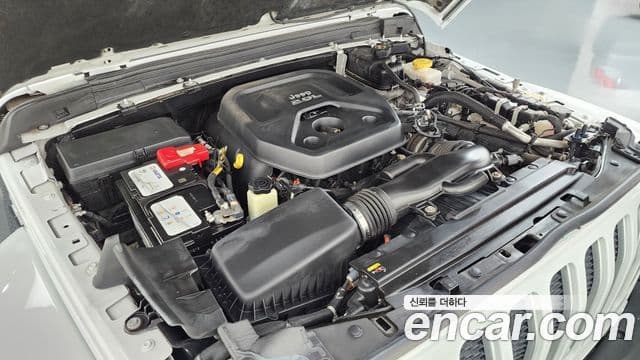 Jeep Wrangler 2020 — Şəkil 6/30