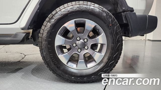 Jeep Wrangler 2020 — Şəkil 20/30