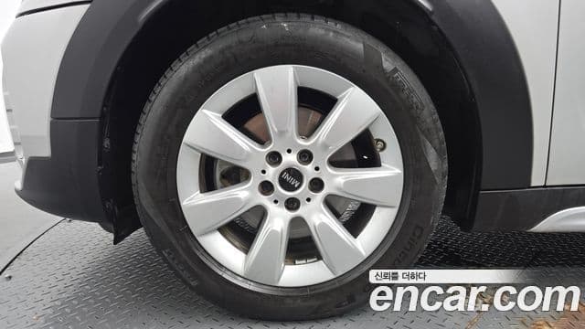 Mini Cooper D Countryman 2021 — Şəkil 5/20