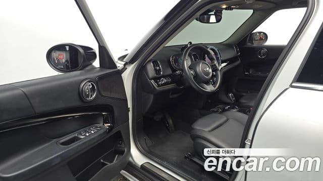 Mini Cooper D Countryman 2021 — Şəkil 10/20