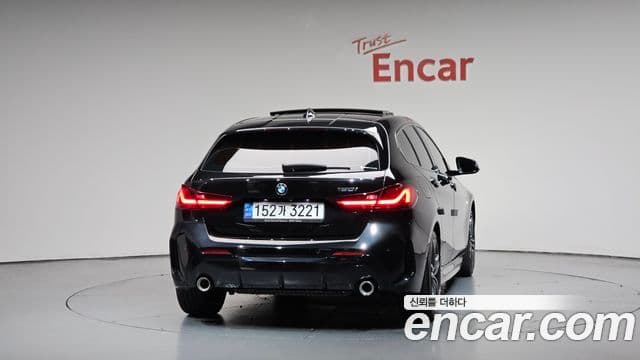 BMW 1 Series 2021 — ფოტო 4/20
