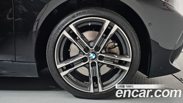 BMW 1 Series 2021 — ფოტო 5/20