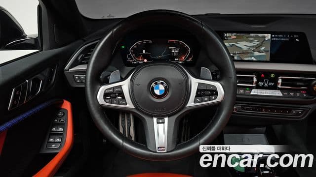 BMW 1 Series 2021 — ფოტო 13/20