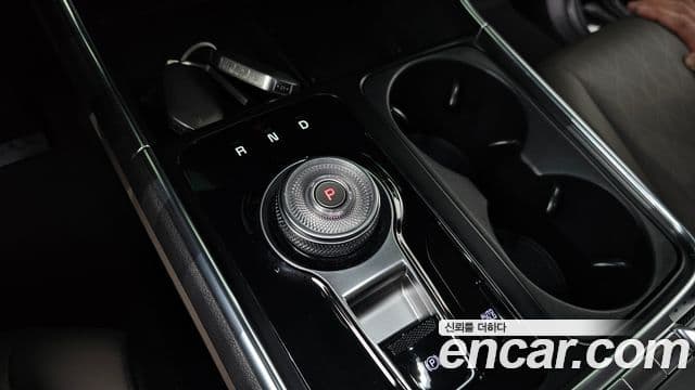 Kia Carnival 2025 — ფოტო 9/20