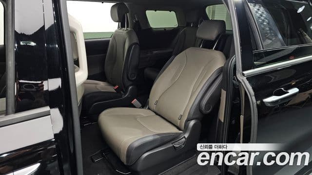 Kia Carnival 2025 — ფოტო 11/20