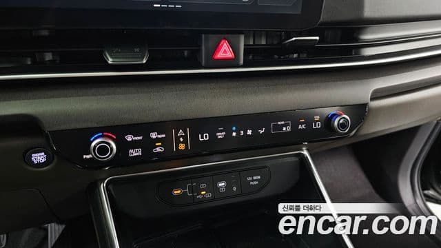 Kia Carnival 2025 — ფოტო 17/20