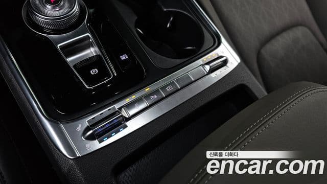 Kia Carnival 2025 — ფოტო 18/20