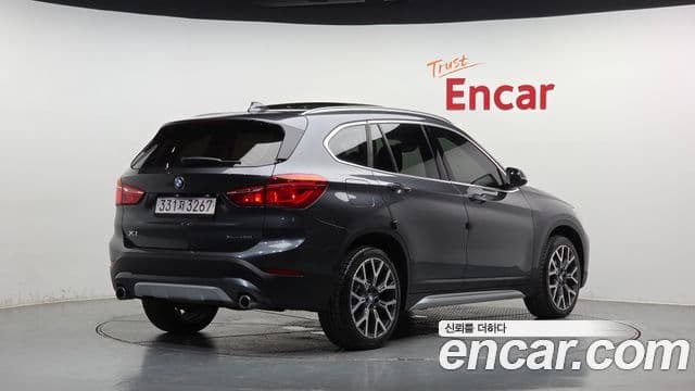 BMW X1 2022 — Şəkil 2/20