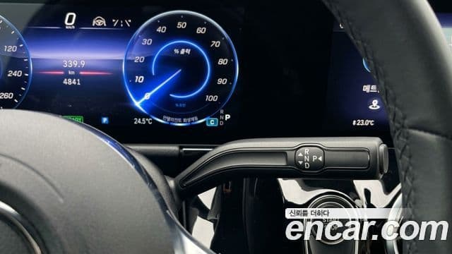 Mercedes-Benz EQA 2025 — ფოტო 3/12