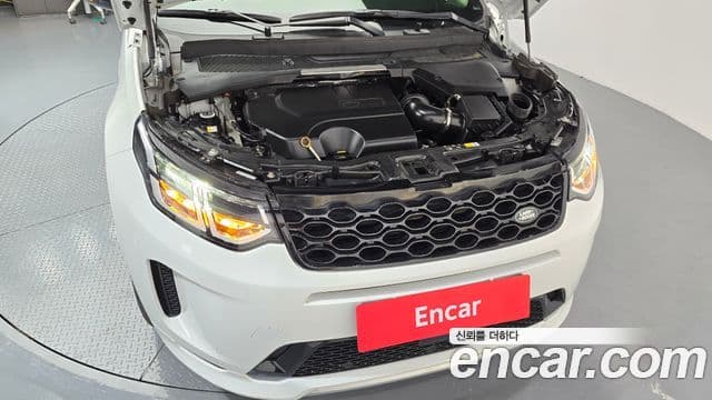Land Rover Discovery Sport 2024 — ფოტო 5/20