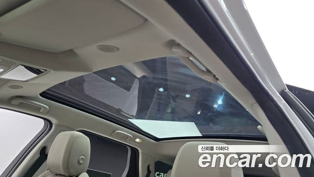 Land Rover Discovery Sport 2024 — ფოტო 18/20